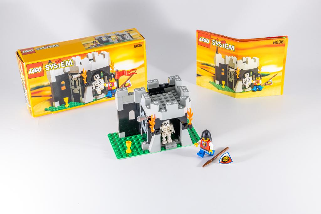 LEGO 6036 Skeleton Surprise — Complet à 100 %, Instructions incluses, Enlèvement ou Envoi, Lego, Utilisé