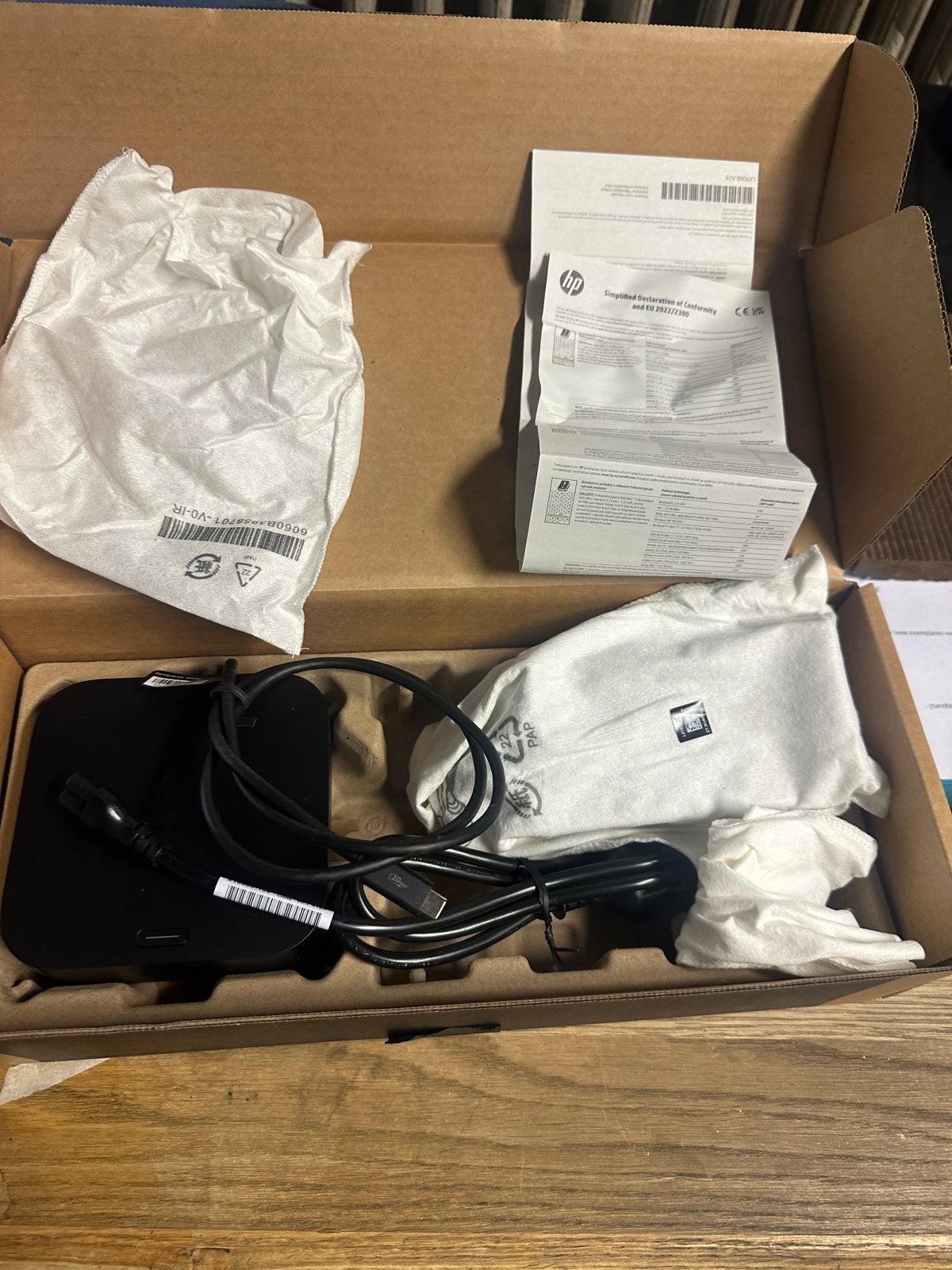 HP USB-C 100W G6 dock, Computers en Software, Netwerk switches, Ophalen of Verzenden
