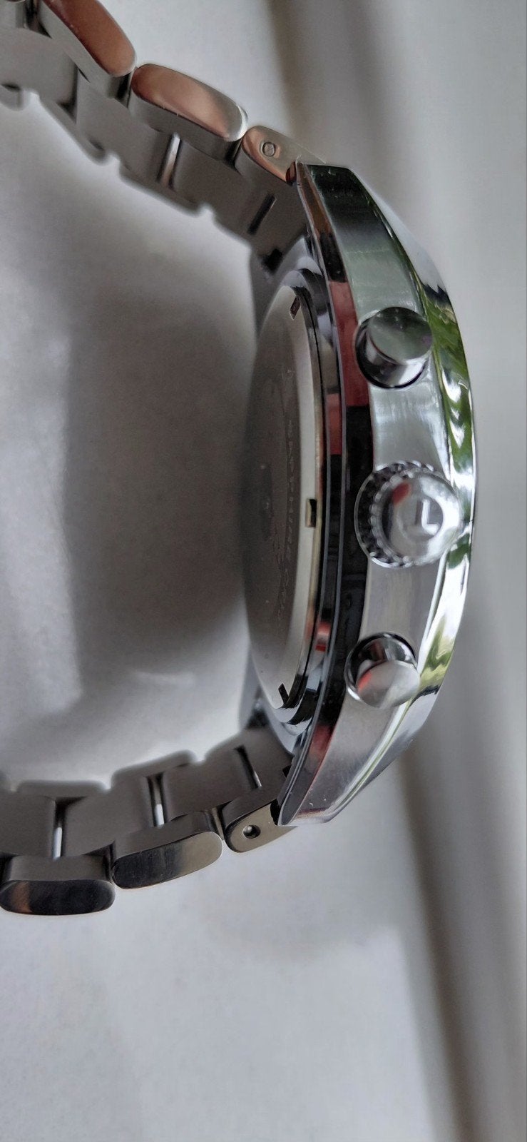 Tissot Heritage 1973.

pas d'automatique

pas de boîte ni de, Enlèvement ou Envoi