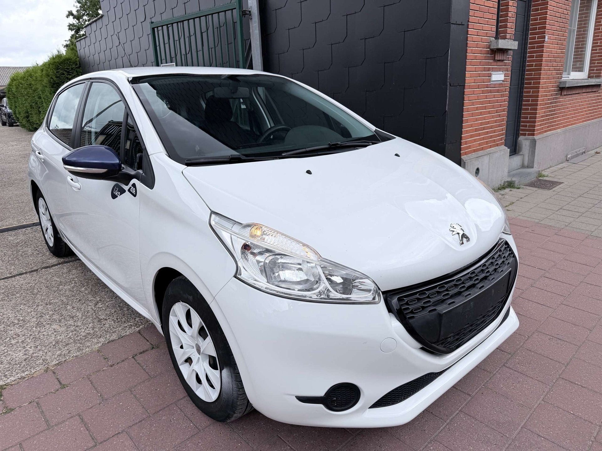 Peugeot 208 1.0 I EDITION LIKE, Auto's, Peugeot, Stof, Wit, 1484 kg, Bedrijf