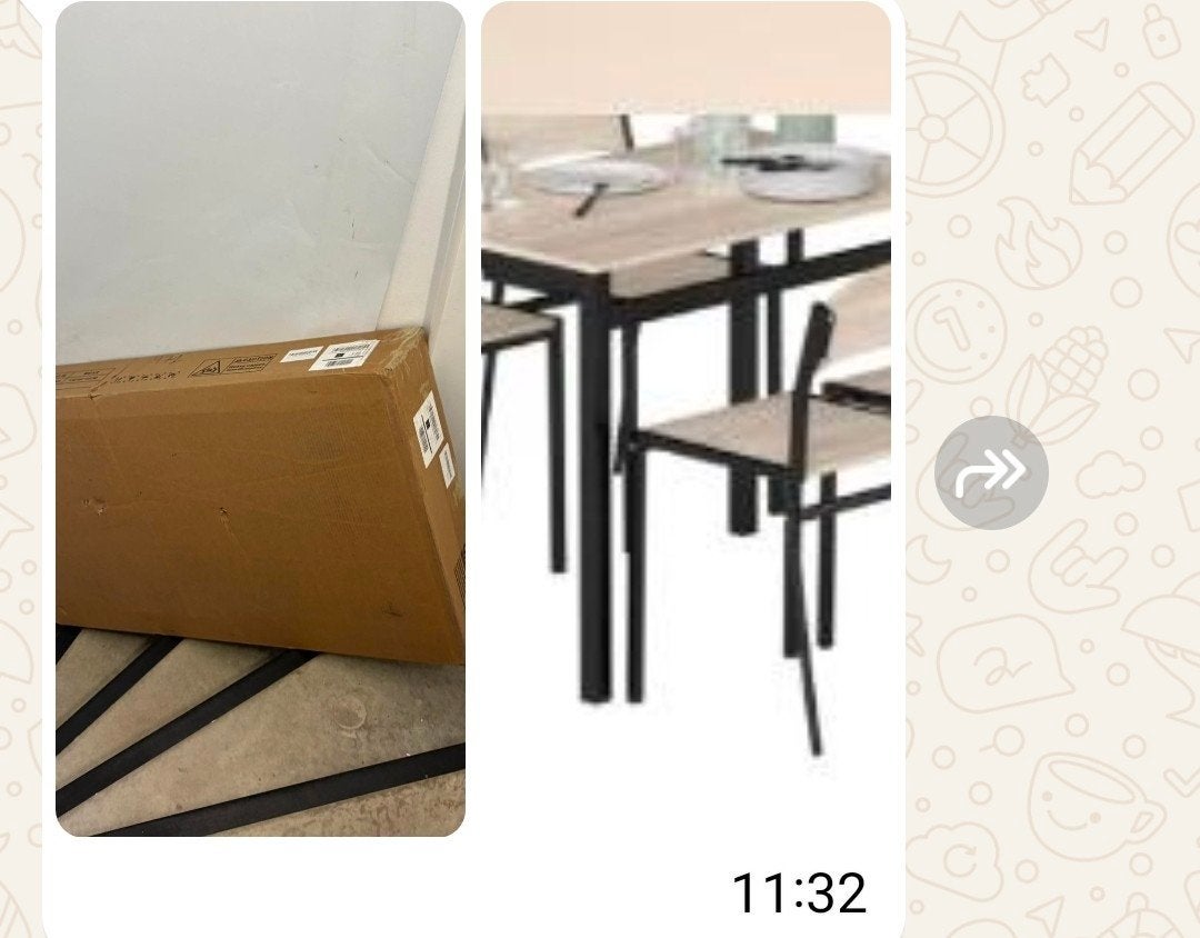 Tables +4 Chaises NEUVE EMBALLÉ  90€ À DISCUTÉ DOIT PARTIR ,, Maison & Meubles, Enlèvement