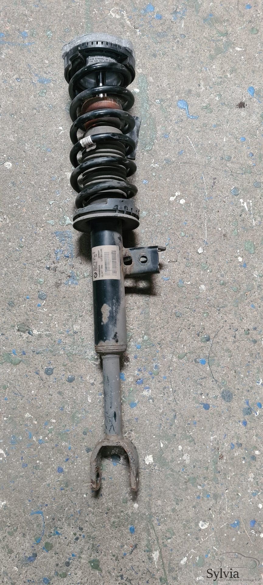 Veerpoot links voorzijde schokdemper BMW 5 serie F10 F11 679, -, Utilisé, -, -