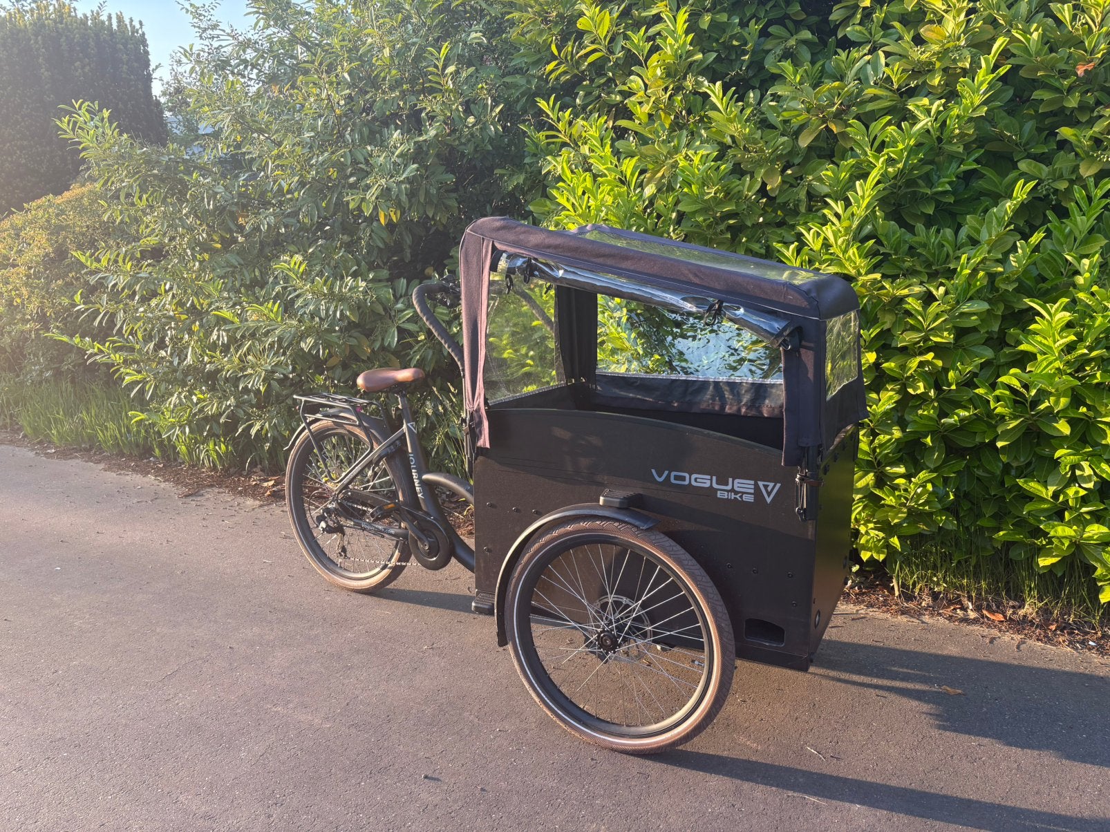 Goedgekeurde bakfiets elektrische vouge journey met gps, Envoi, Comme neuf, 4 enfants ou plus, Électrique