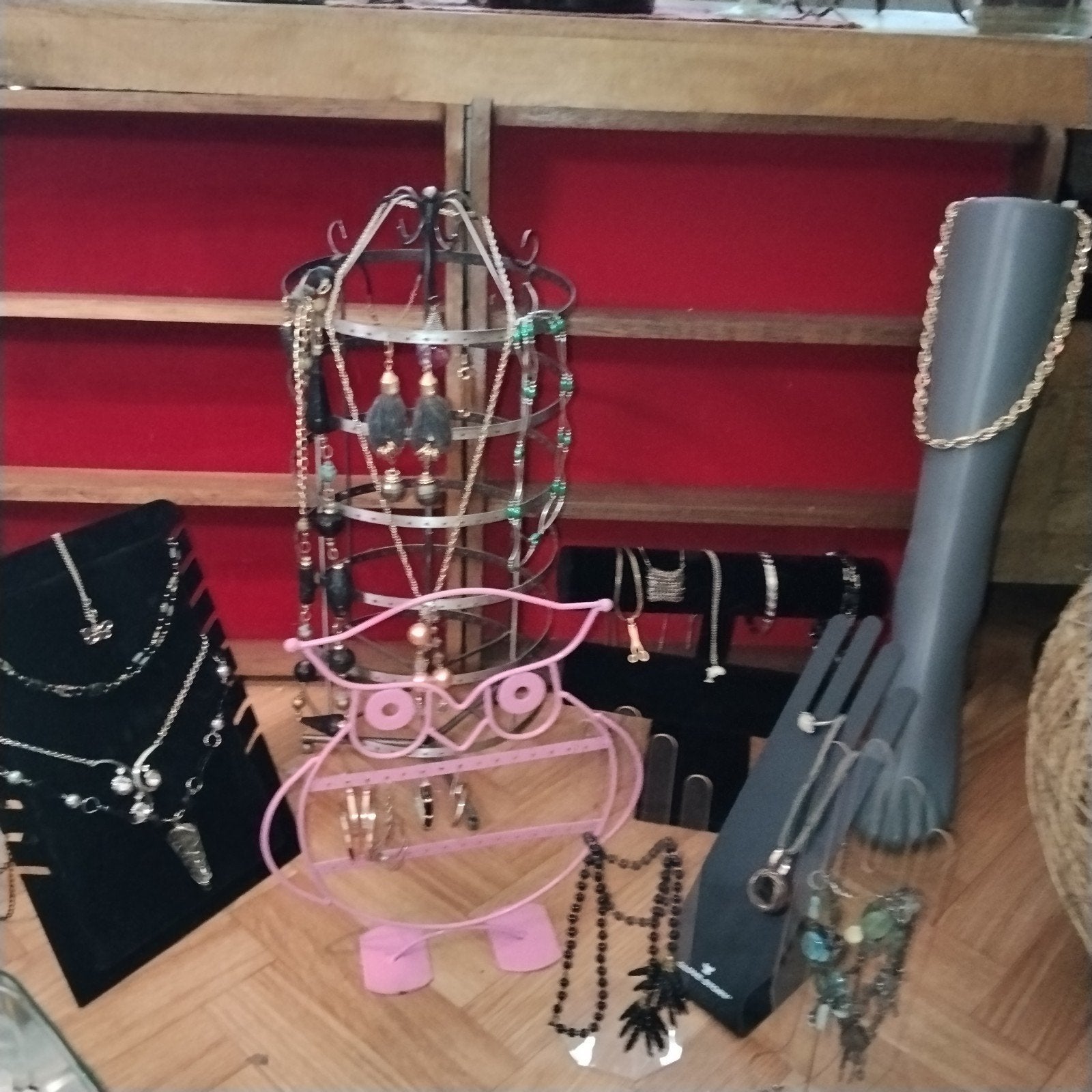 lot sieradenhouders/displays en sieraden, Ophalen