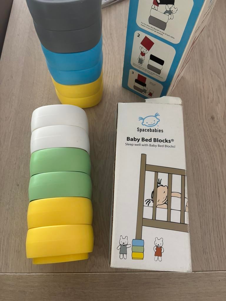 Bedblokken voor onder baby bedje anti-reflux, Kinderen en Baby's, Ophalen, Zo goed als nieuw