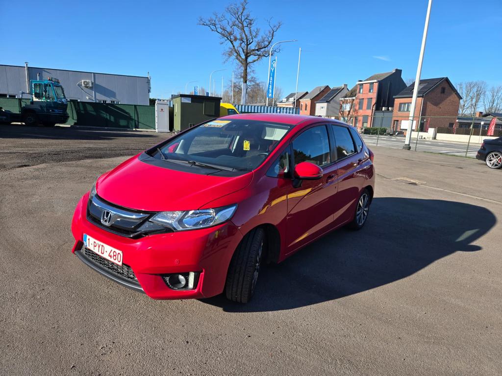 Honda Jazz 1.3 boîte automatique à essence ! 131 000 km, Autos, Rouge, 75 kW, Achat, Entretenue par le concessionnaire