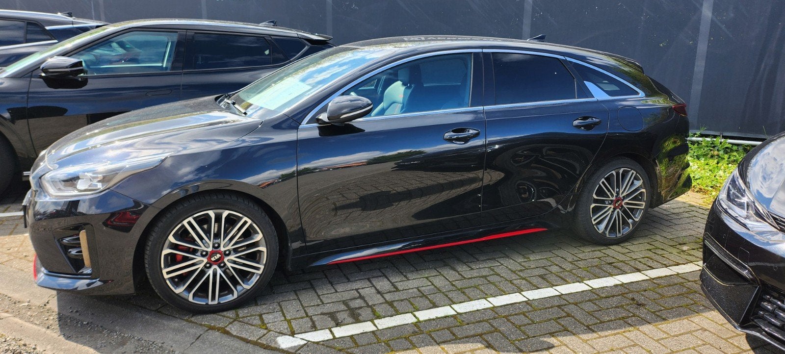 Kia ProCeed GT 1.6 T-GDi 204 pk DCT – 2019, Parkeersensor, Zwart, 4 cilinders, Zwart