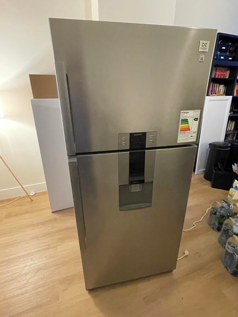 Frigo daewoo XXL, Electroménager, Classe énergétique A ou plus économe, Avec compartiment congélateur, 160 cm ou plus, Enlèvement