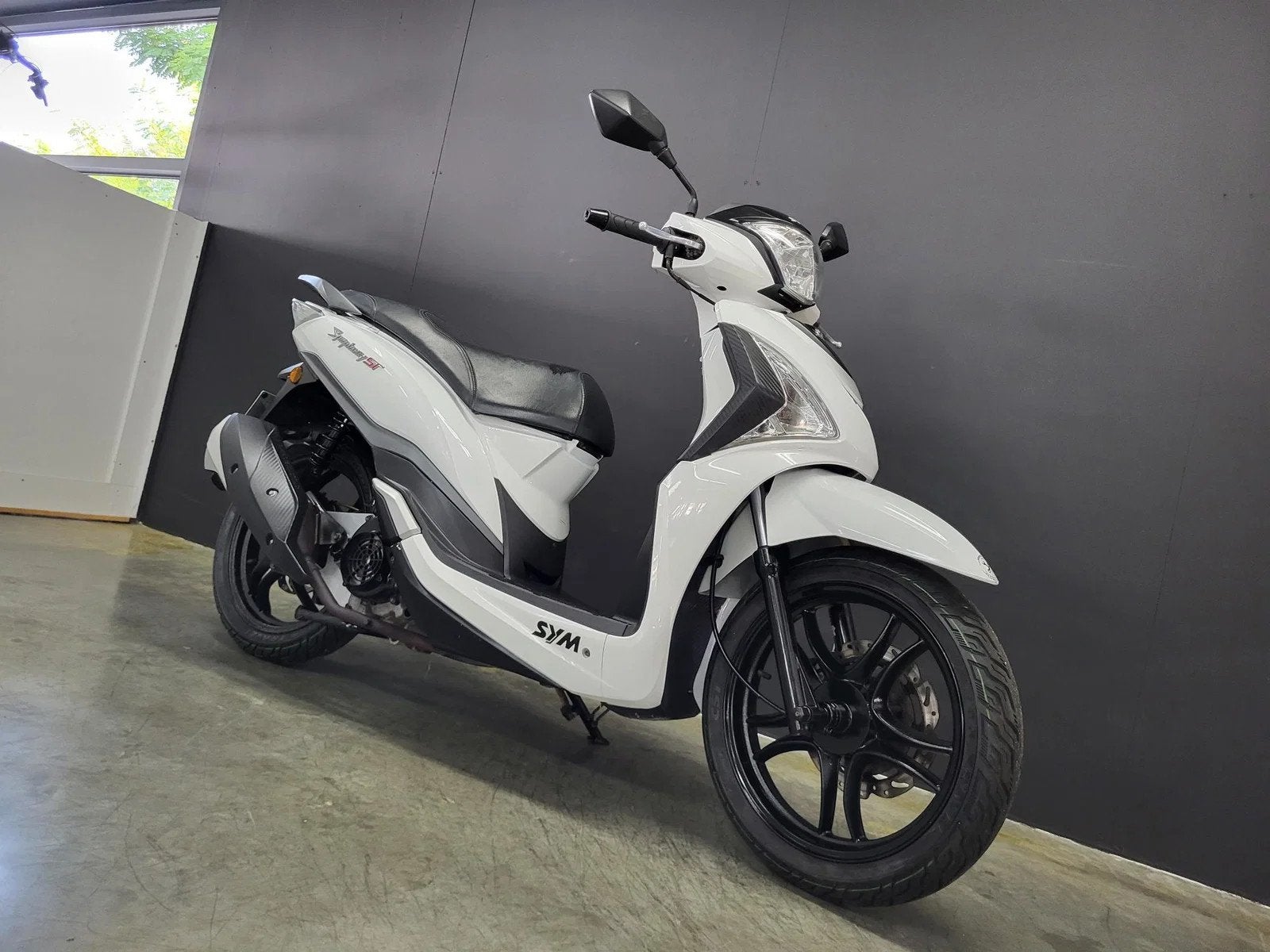 SYM Symphony ST 125 budgetvriendelijke scooter (bj 2015), 125 cc, Overig, 11 kW of minder, Automaat