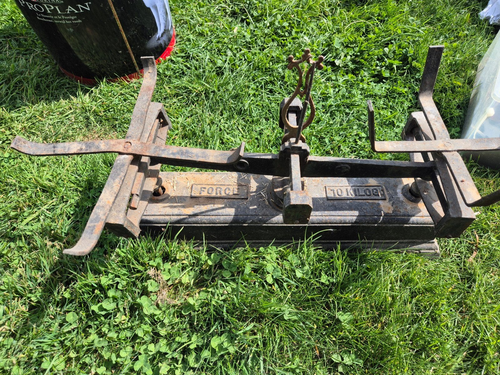 Ancienne balance à venir chercher à Clavier, Nandrin ou Amay, Antiek en Kunst, Antiek | Gereedschap en Instrumenten, Ophalen