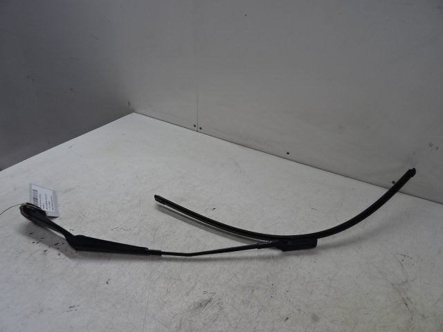 RUITENWISSERARM RECHTS VOOR Ford Focus 3 Wagon, Gebruikt, Henry-Ford-Straße  1
50735  Köln, DE, Ford-Werke GmbH, Kunden@ford.com