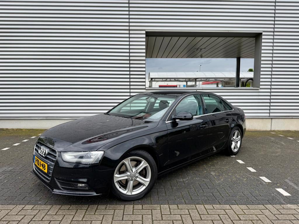 Audi A4 1.8 TFSI 125kw 12/2013 nieuwe APK/keuring, Autos, Audi, Achat, Boîte manuelle, A4, Particulier