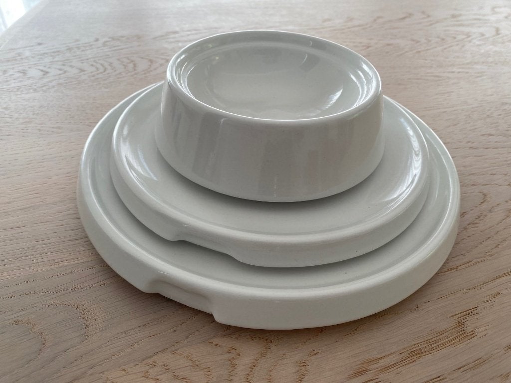 Service de table en porcelaine Pierre Cardin 18 pièces, Neuf, Assiettes(s), Enlèvement, Porcelaine