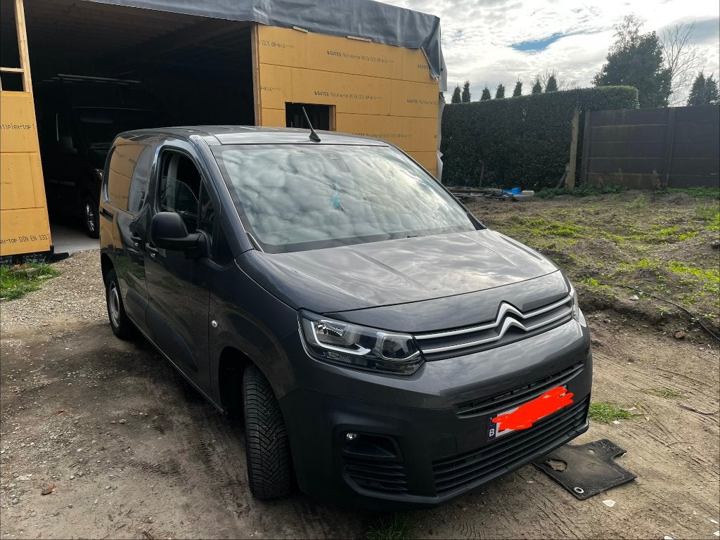 Citroën berlingo 2021, Argent ou Gris, Achat, Boîte manuelle, Noir