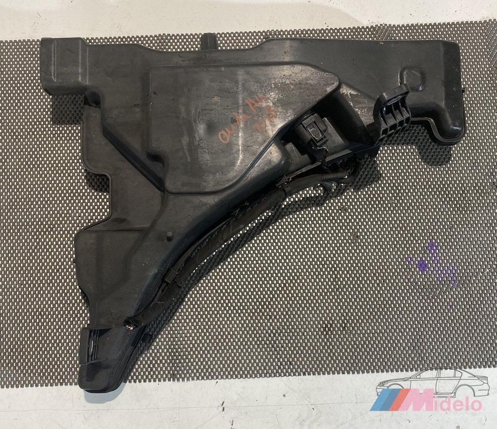 AUDI A4 AVANT RUITENSPROEIERTANK 8W0955451L, Gebruikt, -, -, -