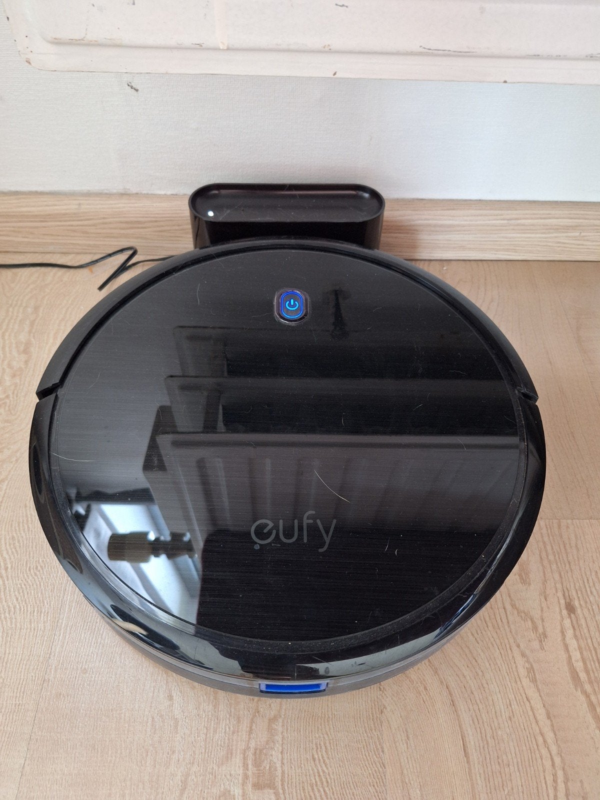 Eufy Robovac S11, Ophalen, Overige merken, Gebruikt, Oplaadstation