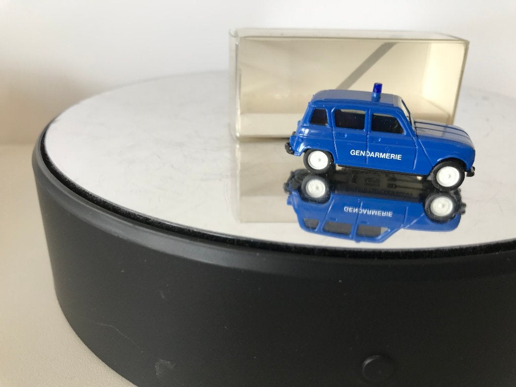 RENAULT 4L VAN DE FRANSE GENDARMERIE - HERPA - 1:87, Hobby en Vrije tijd, Modelauto's | 1:87, Verzenden, Nieuw, Auto, Herpa
