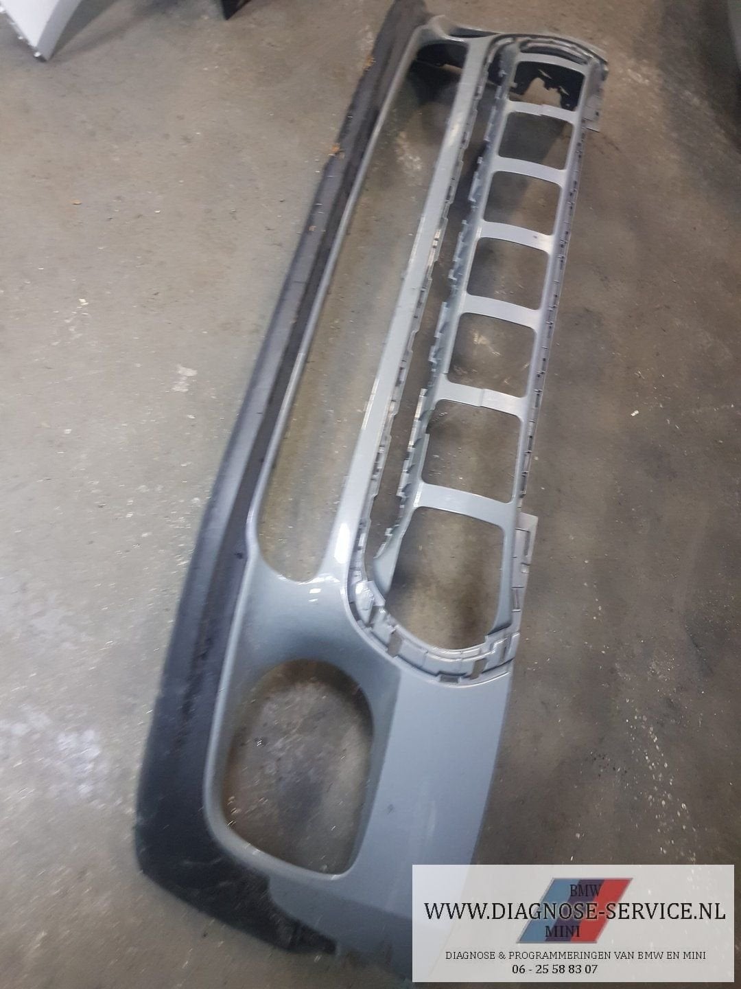 Mini clubman F54 voorbumper grijs, Ophalen, Gebruikt, -, Voor