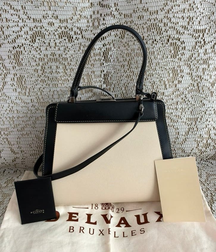 Onberispelijke tas in het DELVAUX Illusion Classico-model, Ophalen of Verzenden, Zo goed als nieuw