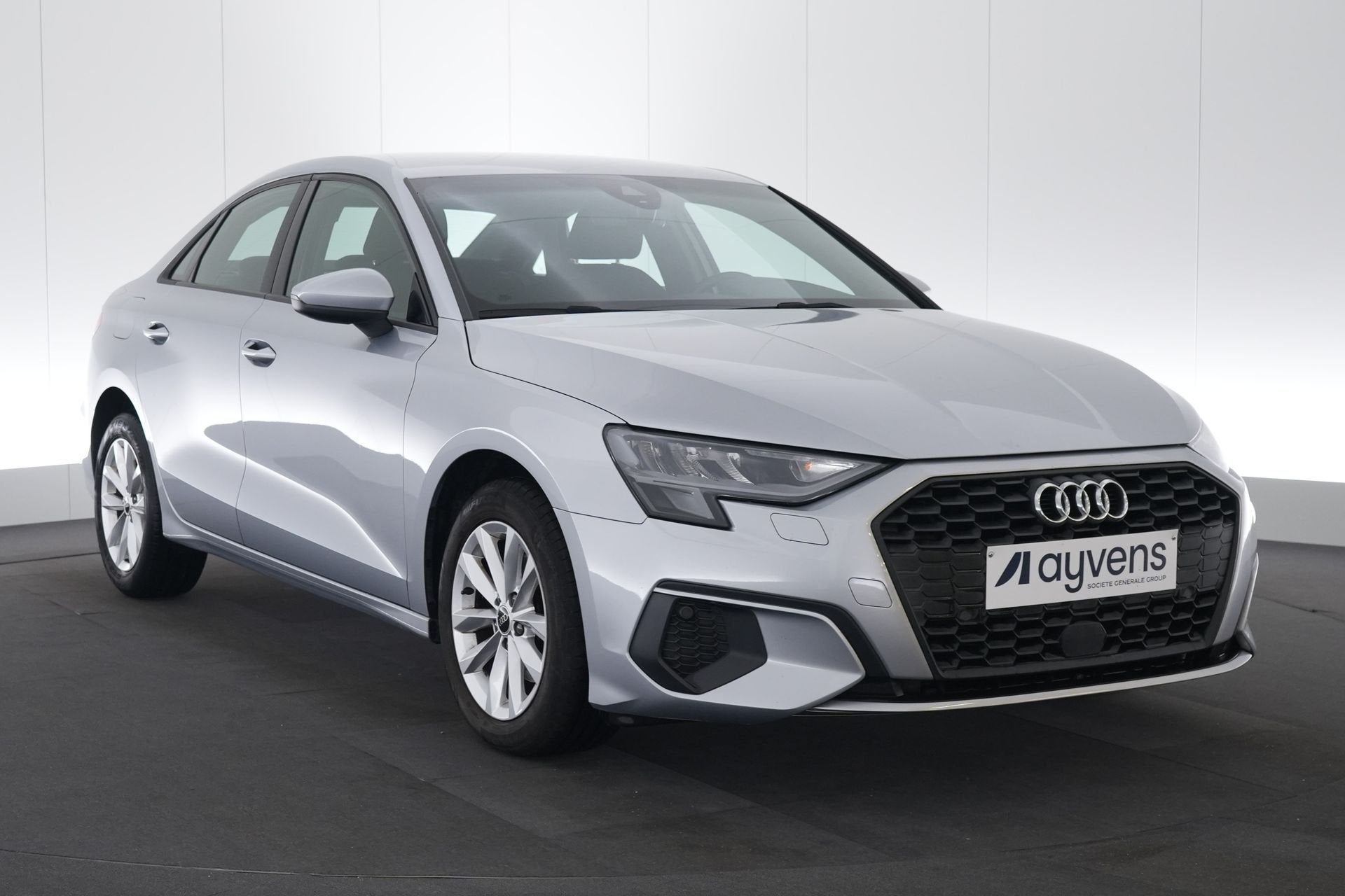 (2DXH496) AUDI A3 BERLINE, Argent ou Gris, Achat, Entreprise, Carnet d'entretien
