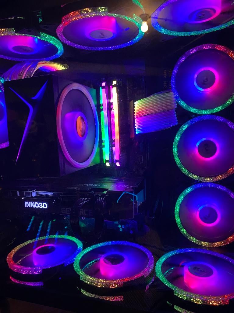 mooie en krachtige gaming/werk pc, Ophalen, Zo goed als nieuw, Eén computer