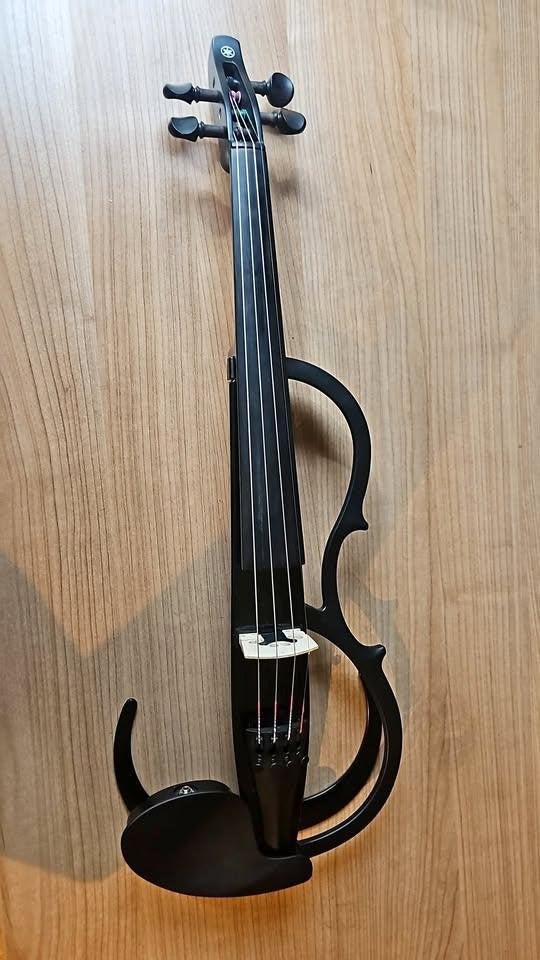 Violon Electrique YSV104 Noir 4/4, Musique & Instruments, Violon, Violon 4/4, Électrique, Comme neuf