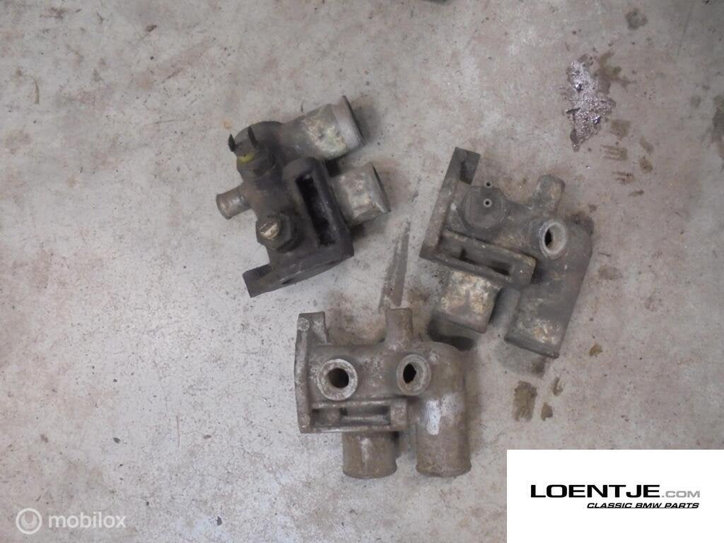 Koelwaterpijp aansluitflens bmw 02 1602 1802 2002 ti tii, Enlèvement ou Envoi, Utilisé, BMW, BMW