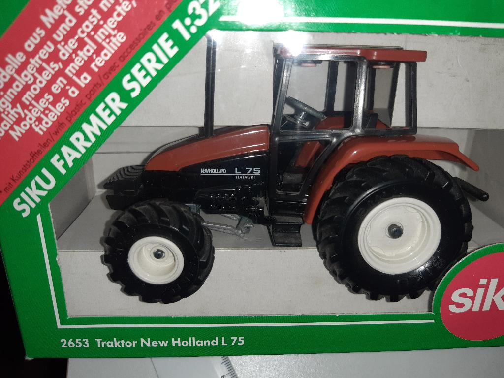 siku tractoren: fiatagri, fendt, john deere, Hobby en Vrije tijd, Modelauto's | 1:50, Ophalen of Verzenden, Zo goed als nieuw
