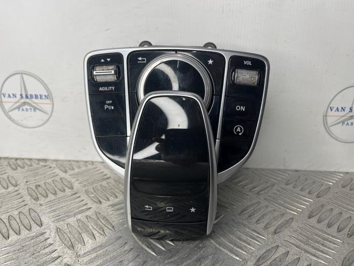 Unité de contrôle Multimedia d'un Mercedes C-Klasse, -, 3 mois de garantie, Utilisé, -