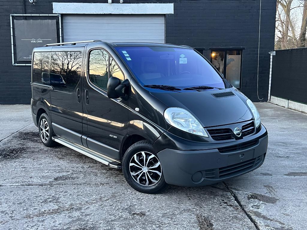 Nissan primastar / 6zit / LICHTEVRACHT / airco, Auto's, Bestelwagens en Lichte vracht, Bedrijf, Diesel, Radio, Te koop