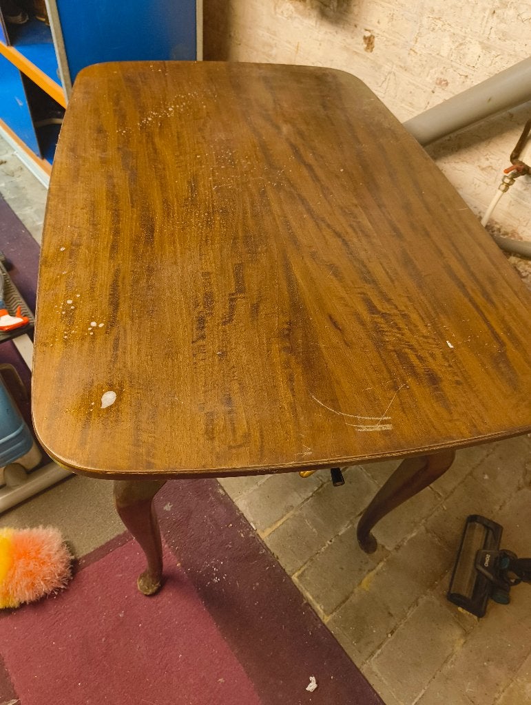 Table ancienne avec manivelle, Enlèvement