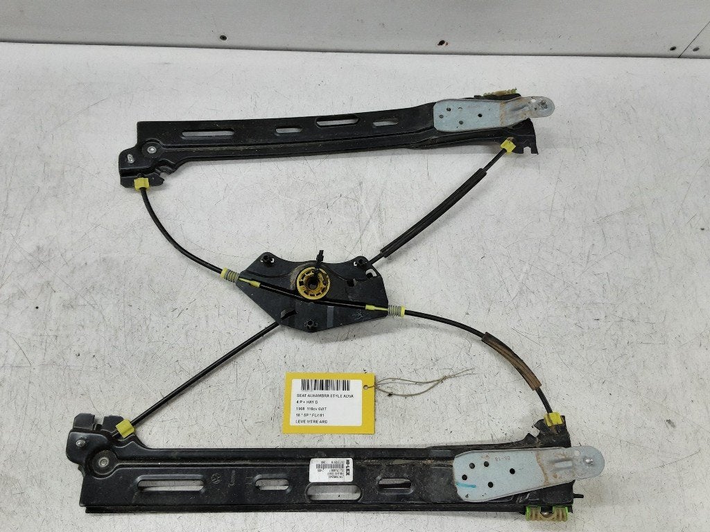MECANISME VITRE ARRIÈRE DROIT Alhambra (7N) (36176000F), Autos : Pièces & Accessoires, Seat Deutschland GmbH, Service@seat.de
