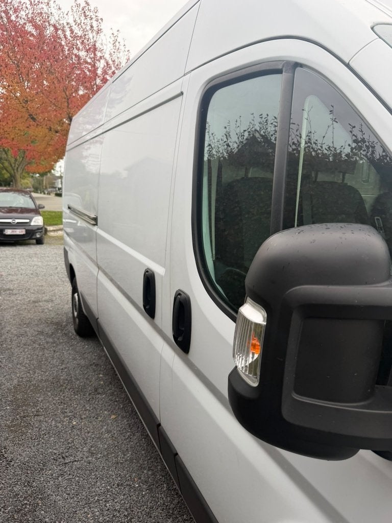 Fiat Ducato L3H2 (2020) – 2.2 MultiJet 3, Auto's, 4 deurs, Stof, 4 cilinders, Wit