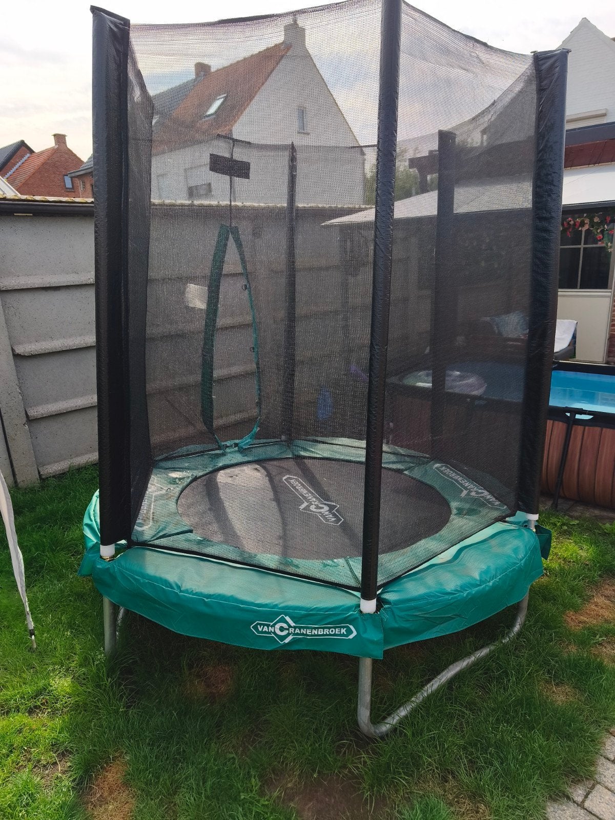 trampoline zo goed als nieuw, Ophalen, Zo goed als nieuw