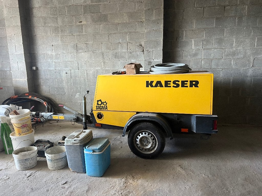Kaeser M43 mobiele dieselcompressor – SIGMA – aanhangwagen, Doe-het-zelf en Bouw, Ophalen, Gebruikt, 6 tot 10 bar