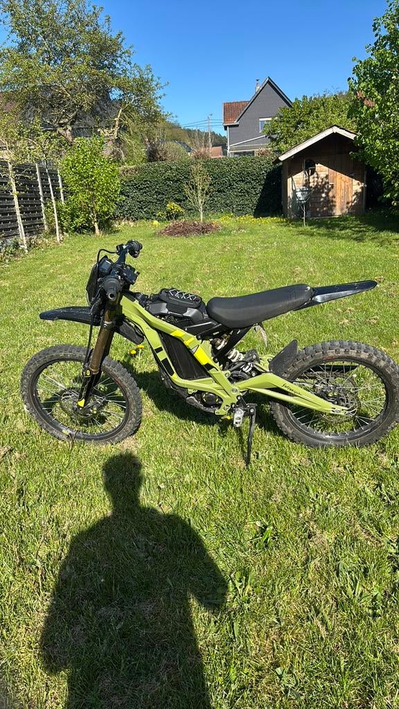 Surron Light bee X 2025 Straat legaal!, Fietsen en Brommers, Gebruikt, 0 versnellingen, 50 cc, Ophalen