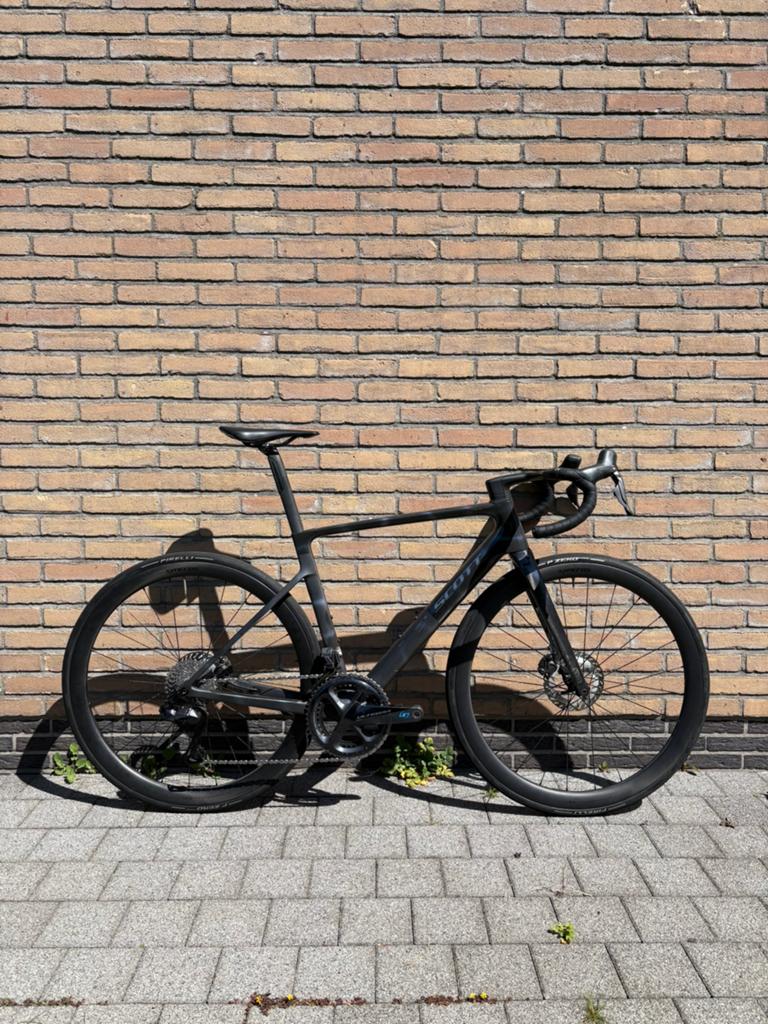 SCOTT Addict RC 10 Medium, Enlèvement, Comme neuf, Carbone