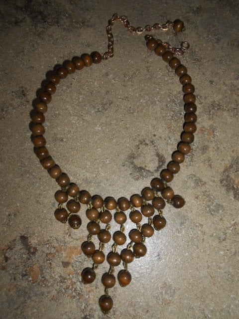 Magnifique collier en bois perlé - ras-du-cou, Enlèvement ou Envoi, Comme neuf, Brun