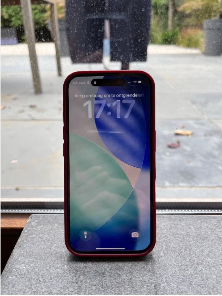 iPhone 16 128 Go - Noir - Parfait état - Batterie à 100 %, 128 GB, Enlèvement ou Envoi, IPhone 16, Comme neuf