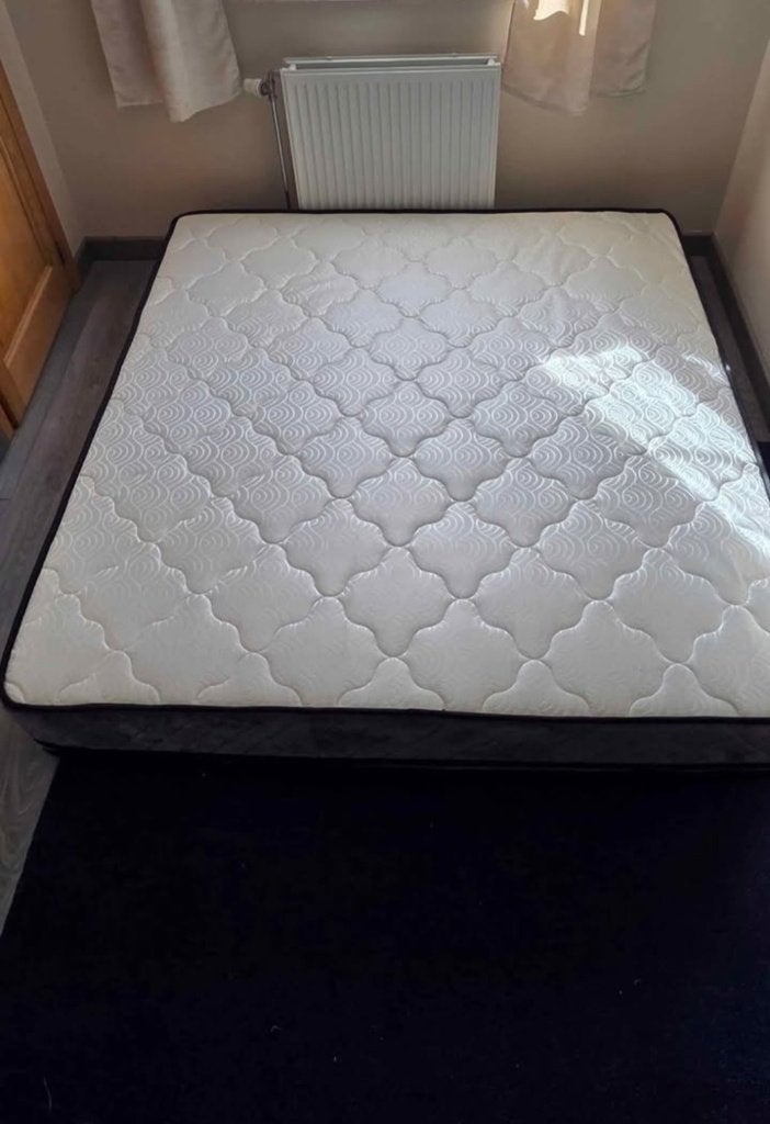 Ergonomisch matras 180x200x30cm, Ophalen, Zo goed als nieuw, Matras