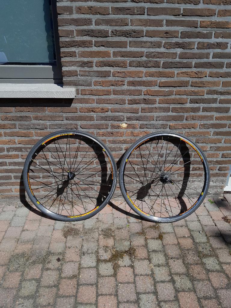 fietswielen mavic aksium, Fietsen en Brommers, Fietsonderdelen, Gebruikt, Aluminium, Mavic, Racefiets