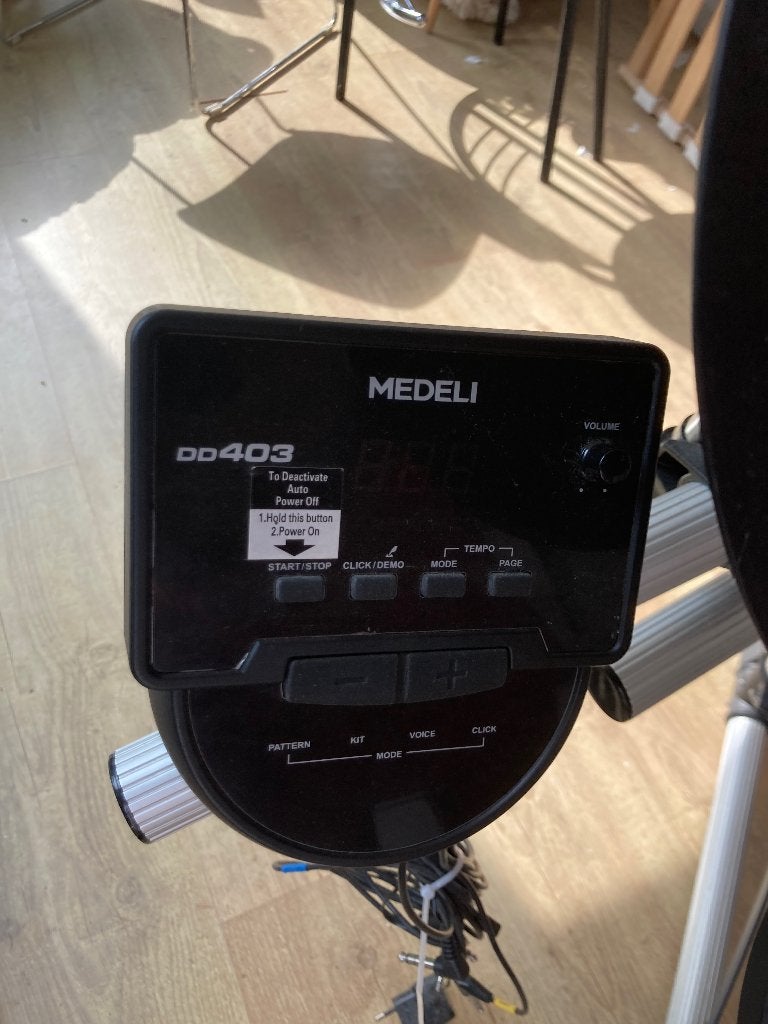 Elektrisch drumstel Medeli DD403 met kruk, Muziek en Instrumenten, Ophalen, Gebruikt, Overige merken, Elektronisch