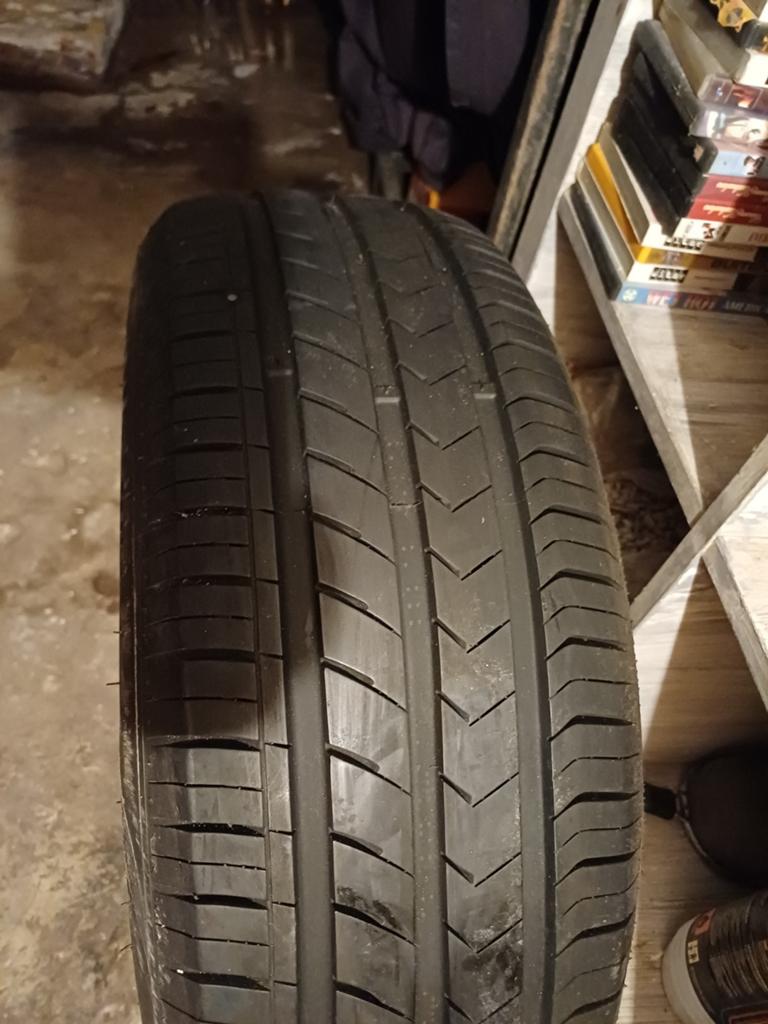 2 zomerbanden, Auto-onderdelen, Ophalen, Zomerbanden