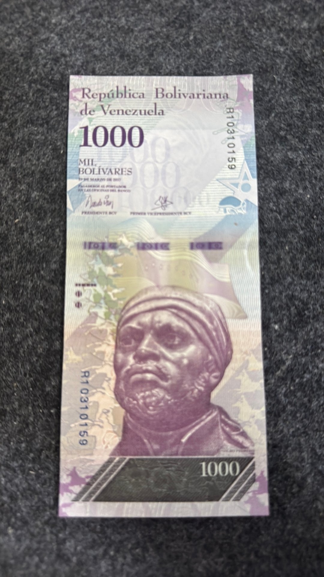 1000 bolivares Venezuela UNC, Postzegels en Munten, Bankbiljetten | Amerika, Verzenden