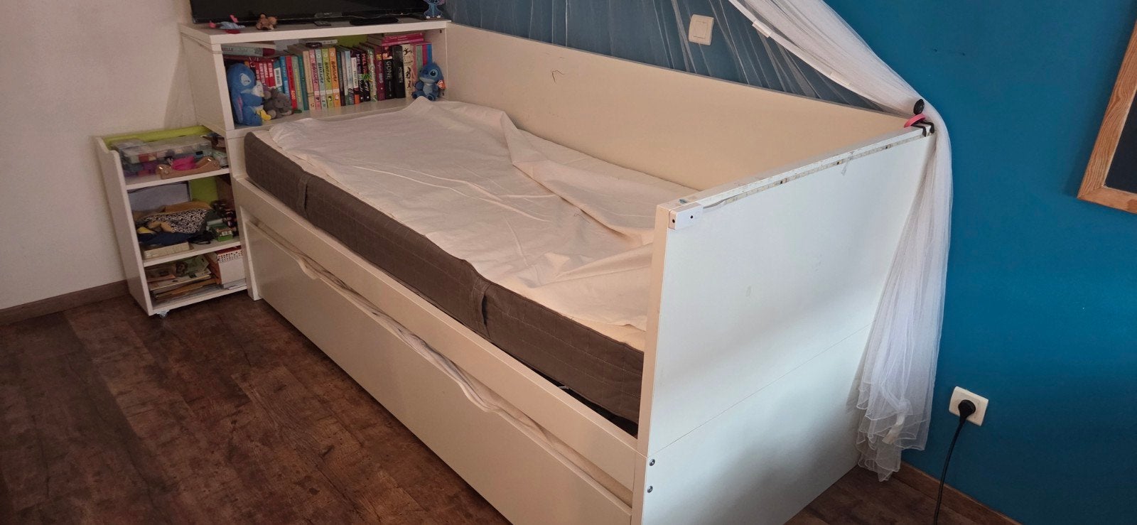 Bed ikea, Huis en Inrichting, Slaapkamer | Bedden, Ophalen, Gebruikt, 90 cm, Eenpersoons