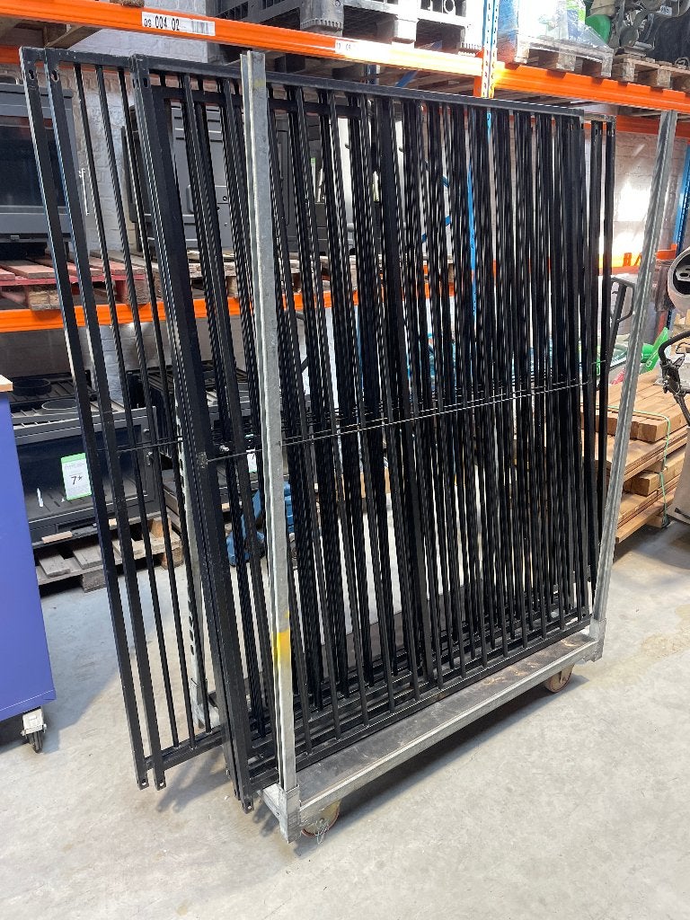 hondenkennel zwart, Dieren en Toebehoren, Ophalen, Gebruikt, Hondenkennel