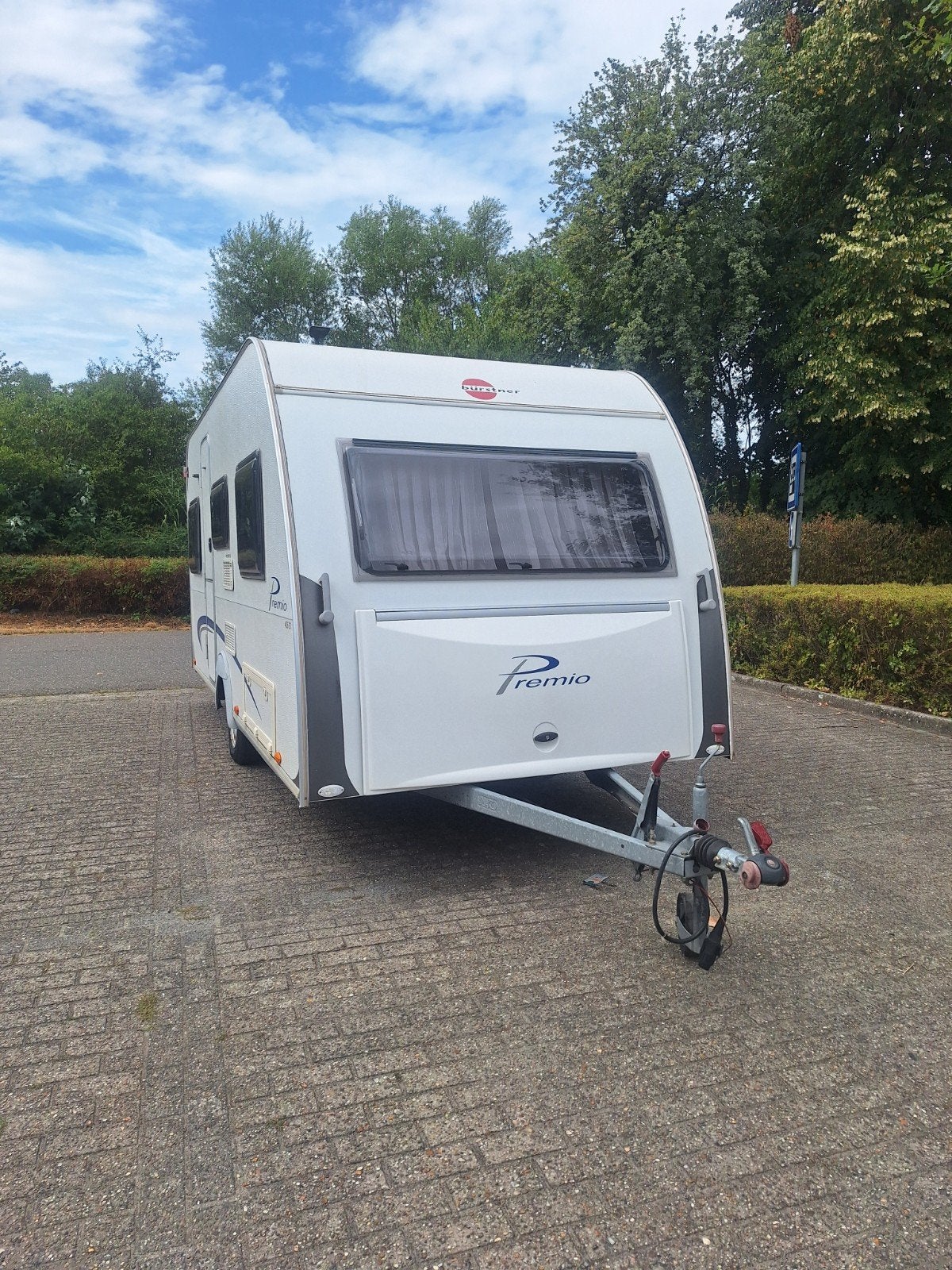 BURSTNER PREMIO 435TS BJ. 2010 COMME NEUF, Caravanes & Camping, Caravanes, Jusqu'à 4, Poêle, Particulier, Bürstner