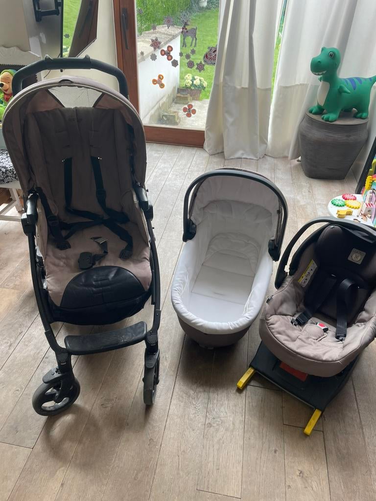 Poussette3 en 1 peg perigo, Enfants & Bébés, Poussettes & Combinaisons, Autres marques, Poussette combi, Avec siège auto, Enlèvement