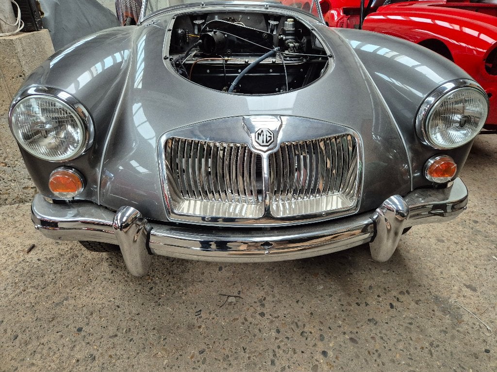 MGA 1600 MkII — restauration supérieure - Gun Metal Grey, Cuir, Achat, Boîte manuelle, Autres couleurs