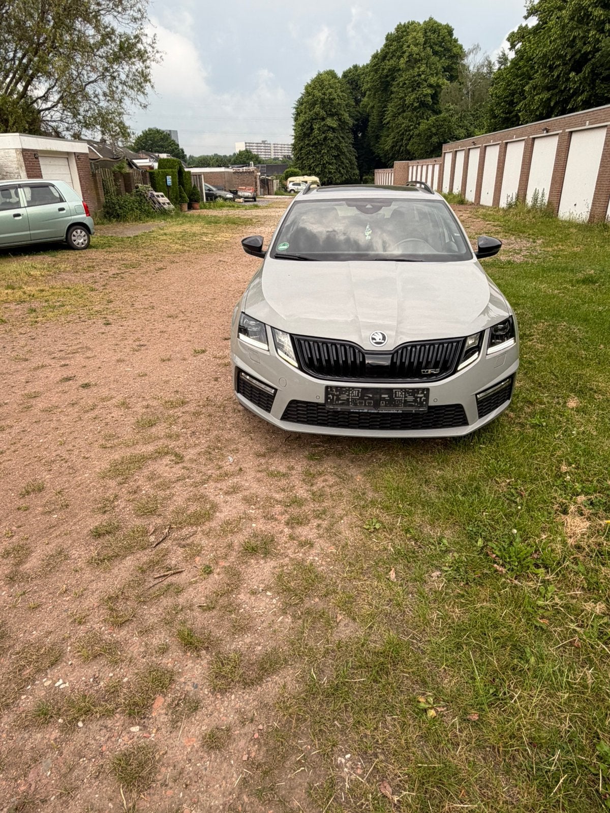 Skoda octavia VRS, Autos : Divers, Voitures accidentées, Argent ou Gris, Automatique, 1832 cm³, Skoda